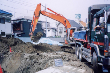 汚染土壌の掘削・搬出